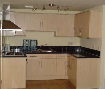 1 bedroom flat to rent - Photo 2
