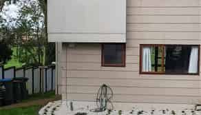 ELLERSLIE - 3 brm Townhouse - Great Locations - Photo 4