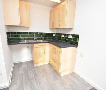 1 bedroom flat to rent - Photo 4