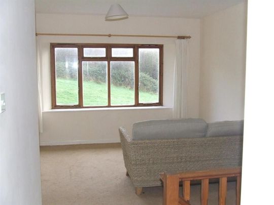 2 bedroom barn conversion to rent - Photo 1
