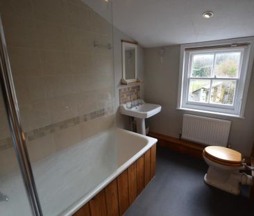 2 bedroom terraced house to rent - Photo 6