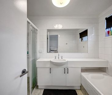 1/105 Bradman Avenue, Maroochydore, Qld 4558 - Photo 1