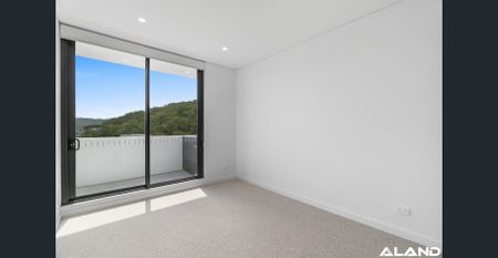 Level 19 | Two-Bedroom with Panoramic Water & Stadium Views - Photo 2