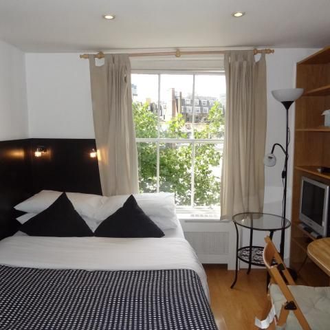 Flat 24 Cartwright Gardens, Bloomsbury WC1H 9EH - Photo 1