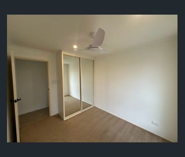 Neat & Tidy Family Home in Tea Gardens - Photo 3