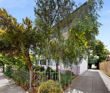 Private and Secure Apartment - Photo 2