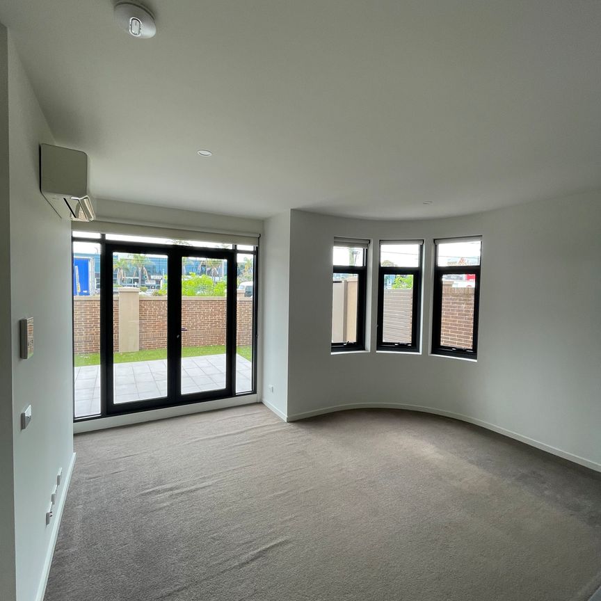 1 / 1059 Dandenong Road, Malvern East - Photo 1