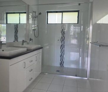 Upper Coomera - Photo 6