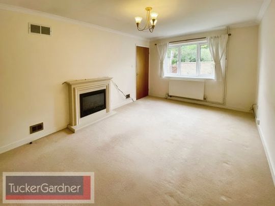 Laceys Way, Duxford - Photo 1