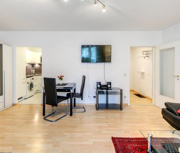 Beautiful, spacious 1-room apartment with balcony - Foto 1