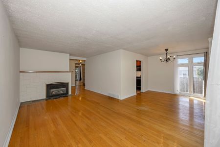 For Lease - 21 SOUTHVIEW Crescent, Cityview - Parkwoods Hills - Rideau Shore, Ontario - Photo 2