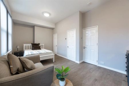1 bed house share to rent in Chillingham Road, Heaton, NE6 - Photo 2