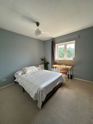 Room in a Shared Flat, London, SE14 - Photo 1