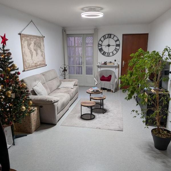 Location Appartement 2 pièces 70m² NEGREPELISSE 82800 - Photo 1