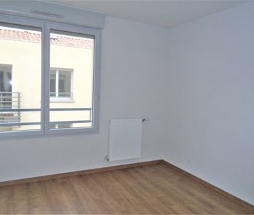Location Appartement 3 pièces 58m² ST ANDRE DE CUBZAC 33240 - Photo 6