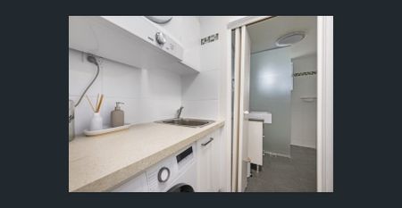 BEST SPOT ON THE GOLD COAST! - Photo 5