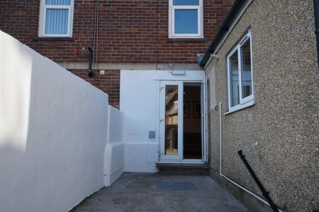 8 Ashley Road - Photo 2