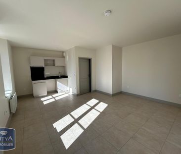 Location Appartement 1 pièce 29m² DOLE 39100 - Photo 2