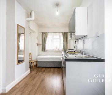 Studio to rent - Photo 1