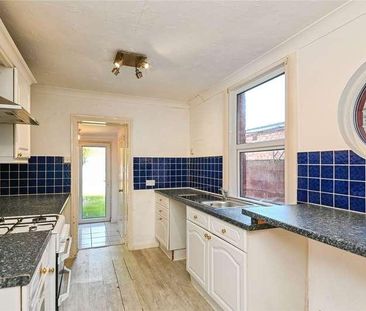 Rosemary Road West, Clacton-on-sea, CO15 - Photo 6