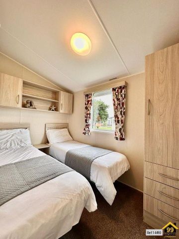 3 bedroom park home to rent - Photo 2