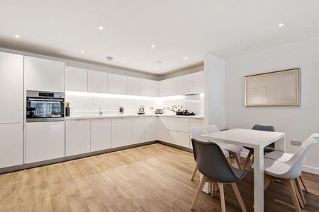 3 bedroom flat to rent - Photo 5