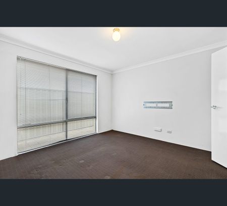 54 Colreavy Ramble, Baldivis, WA 6171 - Photo 4