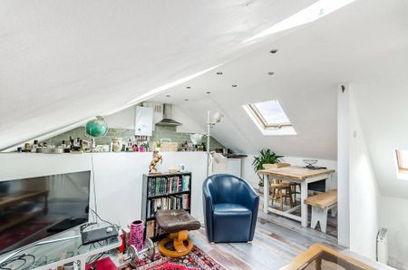 2 bedroom maisonette to rent - Photo 4