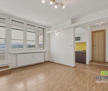 Pronájem bytu 1+kk 33 m2 - Photo 2