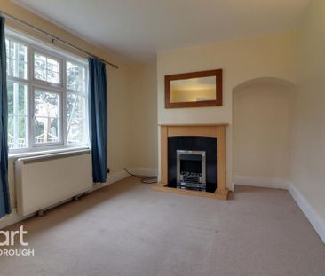 3 bedroom semi-detached house to rent - Photo 2