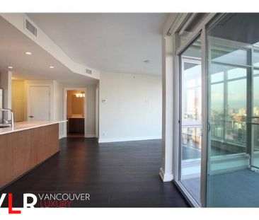 Condo in Downtown Vancouver, BC - Photo 6