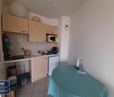 Location Appartement 2 pièces 33m² LA ROCHELLE 17000 - Photo 3