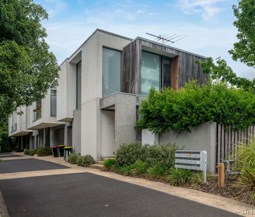 1/2-4 Old Heidelberg Road, Alphington - Photo 2