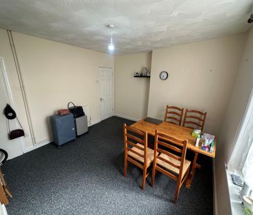 2 bedroom house to rent - Photo 2