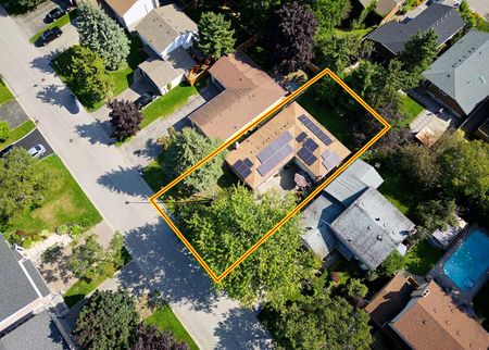 For Lease - 373 Borden Avenue, Newmarket, Ontario - Photo 3