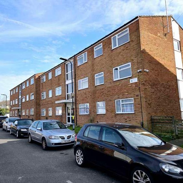 Kentford Way, Northolt, UB5 - Photo 1