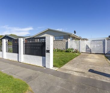 Pet friendly family home! - Photo 3