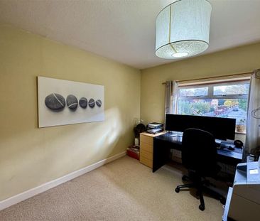 3 bedroom semi-detached house to rent - Photo 6