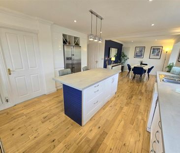 4 bedroom detached house to rent - Photo 6