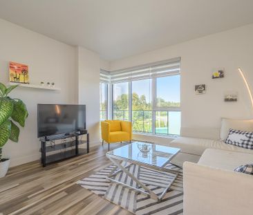 Amazing Luxury FULLY FURNISHED Condo with 2 Beds & 2 Baths – Just M... - Photo 2