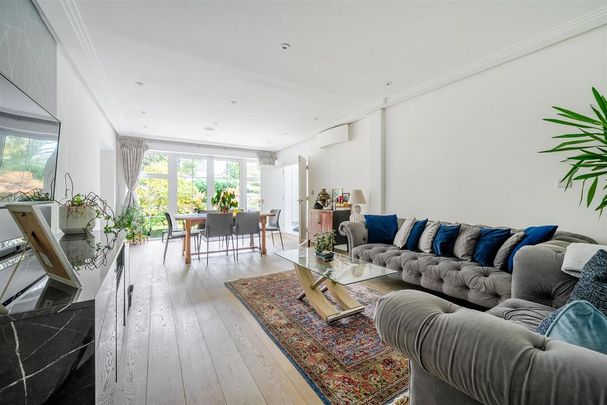 4 bedroom detached house to rent - Photo 1