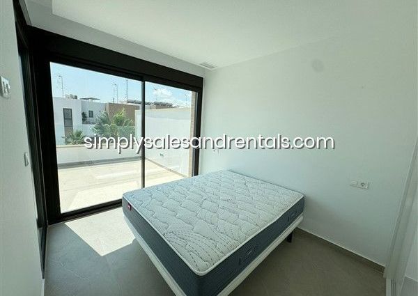 Villa in Algorfa, for rent