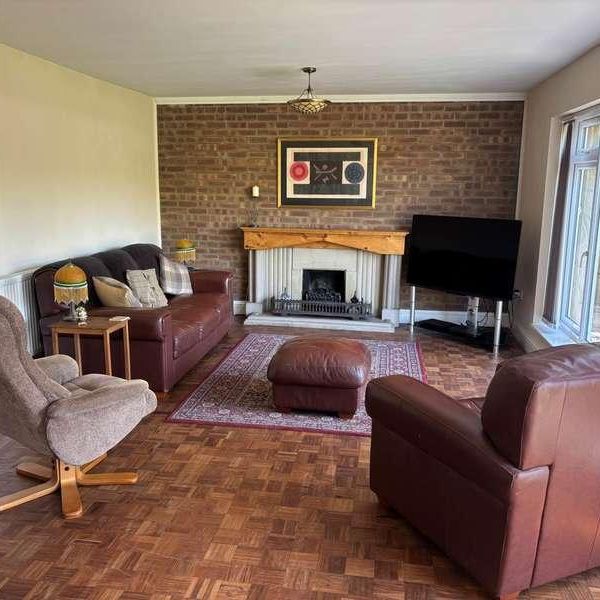 Forest Dale Road, Marlborough, SN8 - Photo 1