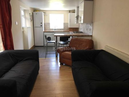 5 bedroom terraced house to rent - Photo 2