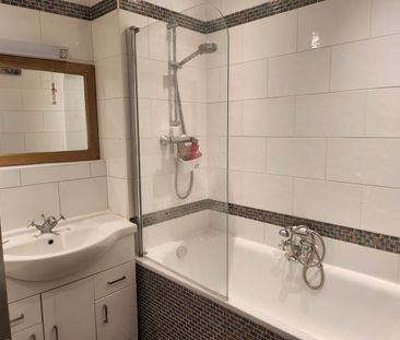 Room in a Shared House, Strawberry Terrace, N10 - Photo 5