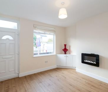 2 bedroom house to rent - Photo 2