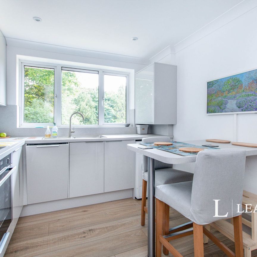 2 bedroom flat to rent Portarlington Road, Bournemouth - Photo 1
