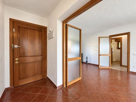 Hoyo De Manzanares - Photo 2