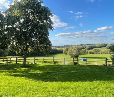 Thorpe Mandeville, Oxfordshire, OX17 - Photo 1