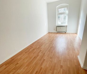 4-Raum-Wohnung mit großem Balkon in Schwarzenberg Nähe Markt - Foto 4